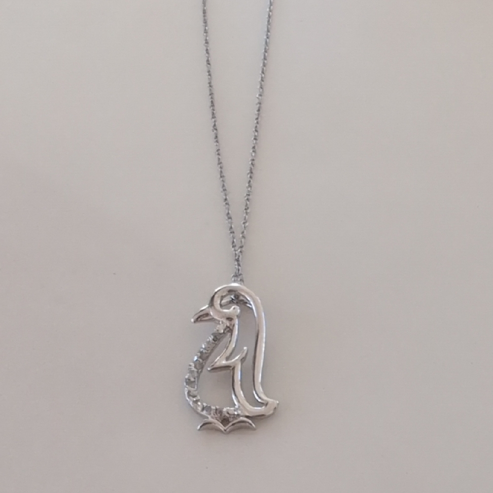 Silver Penguin Pendant Necklace